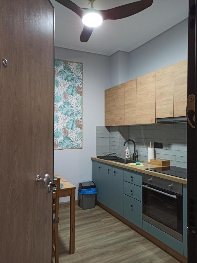 Blue Tourmaline Downtown Flat Apartment Kalamata Bagian luar foto